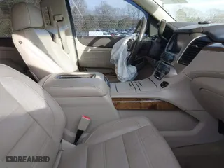 2016 GMC Yukon XL Denali with VIN 1GKS2HKJ9GR191483, listed as a IAAI auction lot 41406521 with 235,747 mi miles. Bid and sale history available at carsss.com. Image 5.