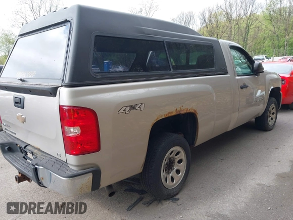 2008 Chevrolet Silverado 1500 1LT with VIN 1GCEK14078E156874, listed as a IAAI auction lot 42176346 with 194,733 mi miles and . Bid and sale history available at DreamBid. Image 4.