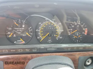 1991 Mercedes-Benz 560 с VIN WDBCA39E4MA568180, выставлен на аукционе Copart как лот 60405755 с пробегом 100 880 миль миль и Чистый • Clean title. История ставок и продаж доступна на DreamBid. Изображение 9.