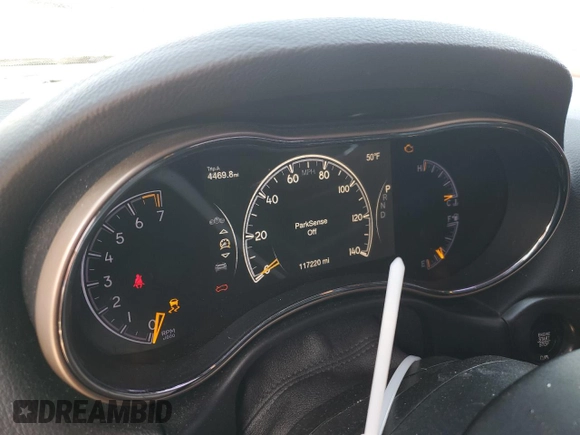 2017 Jeep Grand Cherokee Laredo with VIN 1C4RJFAGXHC632324, listed as a Copart auction lot 45951135 with 117,220 mi miles and Salvage title. Bid and sale history available at DreamBid. Image 9.