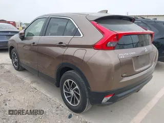 2020 Mitsubishi Eclipse Cross ES z VIN JA4AS3AAXLZ021438, wystawiony jako IAAI lot #41900181 z przebiegiem 91 306 mil mil oraz . Historia ofert i sprzedaży dostępna na DreamBid. Obrazek 3.
