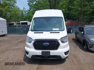 2022 Ford Transit Passenger XL with VIN 1FBAX2X89NKA78929, listed as a IAAI auction lot 42493797 with 35,885 mi miles and . Bid and sale history available at DreamBid. Image 12.