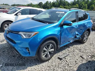 2017 Toyota RAV4 XLE with VIN JTMWFREV6HJ714920, listed as a Copart auction lot 63988704 with 61,221 mi miles and Salvage Title. Bid and sale history available at DreamBid. Image 1.