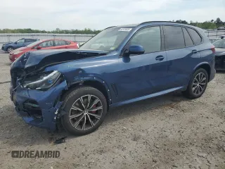 2023 BMW X5 xDrive40i z VIN 5UXCR6C04P9P13750, wystawiony jako Copart lot #53723525 z przebiegiem Nie podano mil oraz Szkoda całkowita • Salvage title. Historia ofert i sprzedaży dostępna na DreamBid. Obrazek 1.