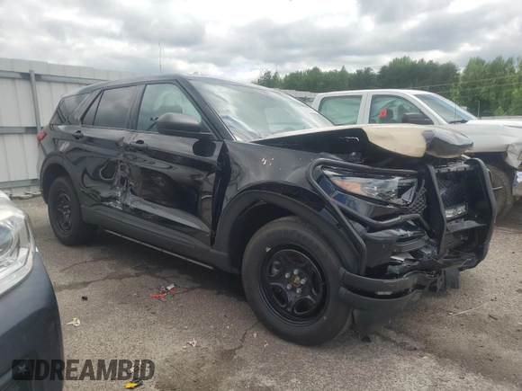 2024 Ford Police Interceptor Utility z VIN 1FM5K8AB0RGA21994, wystawiony jako Copart lot #56233055 z przebiegiem 10 017 mil mil oraz Szkody całkowita. Historia ofert i sprzedaży dostępna na DreamBid. Obrazek 4.