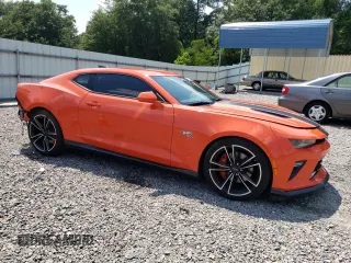 2018 Chevrolet Camaro 2SS with VIN 1G1FH1R74J0186502, listed as a Copart auction lot 57320653 with 9,480 mi miles. Bid and sale history available at carsss.com. Image 4.