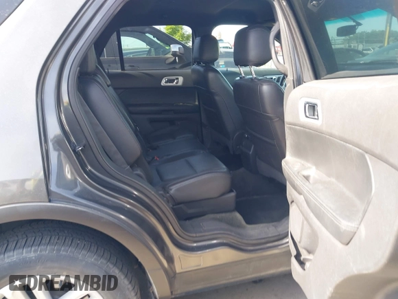 2015 Ford Explorer XLT z VIN 1FM5K8D83FGA27915, wystawiony jako IAAI lot #42358075 z przebiegiem 119 295 mil mil oraz . Historia ofert i sprzedaży dostępna na DreamBid. Obrazek 8.