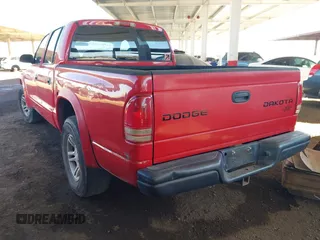 2004 Dodge Dakota Sport with VIN 1D7HL38N54S768570, listed as a IAAI auction lot 41323715 with 269,242 mi miles. Bid and sale history available at carsss.com. Image 3.