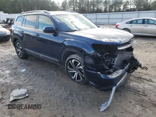 2022 Volkswagen Atlas SEL with VIN 1V2BR2CA7NC551867, listed as a Copart auction lot 88635095 with 45,018 mi miles and Salvage title. Bid and sale history available at DreamBid. Image 4.