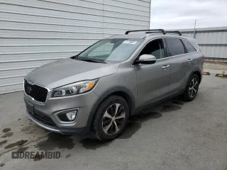 2017 Kia Sorento EX z VIN 5XYPH4A56HG293840, wystawiony jako Copart lot #58001715 z przebiegiem 102 546 mil mil oraz Czysty tytuł • Clean title. Historia ofert i sprzedaży dostępna na DreamBid. Obrazek 1.
