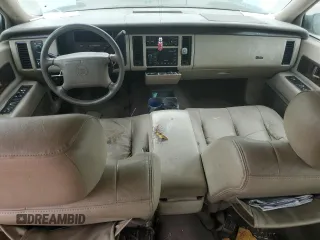 1996 Cadillac Fleetwood z VIN 1G6DW52P4TR704177, wystawiony jako Copart lot #49005355 z przebiegiem 145 635 mil mil oraz Czysty tytuł • Clean title. Historia ofert i sprzedaży dostępna na DreamBid. Obrazek 8.
