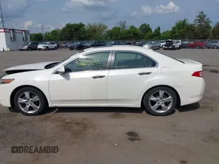 2011 Acura TSX z VIN JH4CU2F67BC009710, wystawiony jako IAAI lot #42605655 z przebiegiem 194 015 mil mil oraz . Historia ofert i sprzedaży dostępna na DreamBid. Obrazek 14.