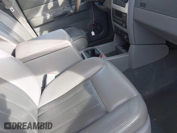 2004 Dodge Durango Limited with VIN 1D4HB58N44F120853, listed as a IAAI auction lot 41661608 with 132,779 mi miles and . Bid and sale history available at DreamBid. Image 5.