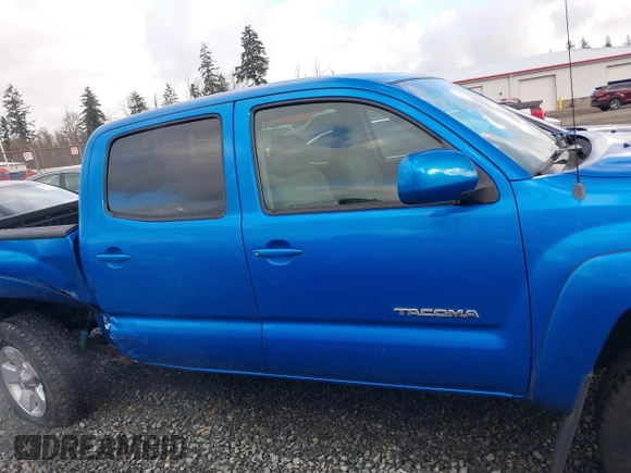 2007 Toyota Tacoma PreRunner с VIN 5TEJU62N77Z469603, выставлен на аукционе IAAI как лот 41357301 с пробегом 125 530 миль миль и . История ставок и продаж доступна на DreamBid. Изображение 13.