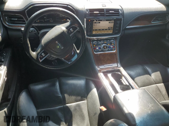 2017 Lincoln Continental Reserve с VIN 1LN6L9NP8H5608094, выставлен на аукционе Copart как лот 60317475 с пробегом 86 771 миль миль и Списание • Salvage title. История ставок и продаж доступна на DreamBid. Изображение 8.