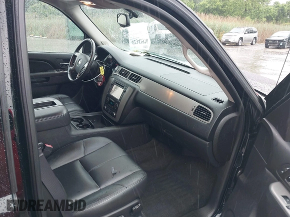 2013 Chevrolet Avalanche LT with VIN 3GNTKFE78DG172219, listed as a IAAI auction lot 42342576 with 95,935 mi miles and . Bid and sale history available at DreamBid. Image 5.