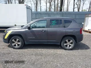 2017 Jeep Compass High Altitude with VIN 1C4NJDEB5HD175630, listed as a IAAI auction lot 42066679 with 114,585 mi miles. Bid and sale history available at carsss.com. Image 14.