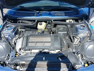2005 MINI Convertible S with VIN WMWRH335X5TK55816, listed as a IAAI auction lot 42058070 with 105,208 mi miles and . Bid and sale history available at DreamBid. Image 10.