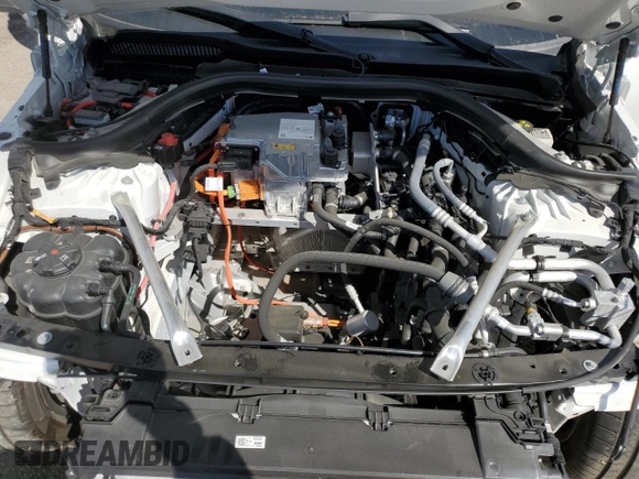 2024 BMW i5 eDrive40 with VIN WBY33FK05RCR50188, listed as a Copart auction lot 52953195 with 423 mi miles and Salvage title. Bid and sale history available at DreamBid. Image 12.