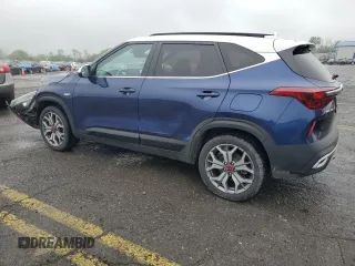 2021 Kia Seltos S z VIN KNDEUCA20M7129459, wystawiony jako Copart lot #56697015 z przebiegiem 71 238 mil mil oraz Szkoda całkowita • Salvage title. Historia ofert i sprzedaży dostępna na DreamBid. Obrazek 2.