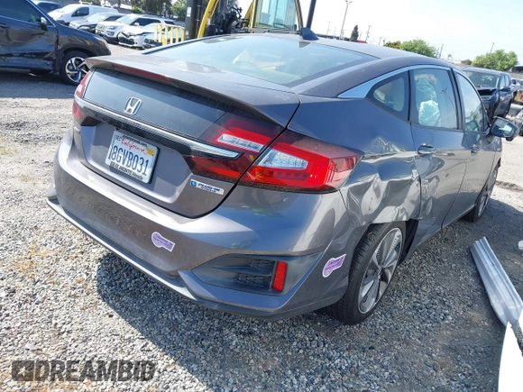 2018 Honda Clarity Plug-In Hybrid with VIN JHMZC5F19JC021696, listed as a IAAI auction lot 41920191 with 1 mi miles. Bid and sale history available at carsss.com. Image 4.
