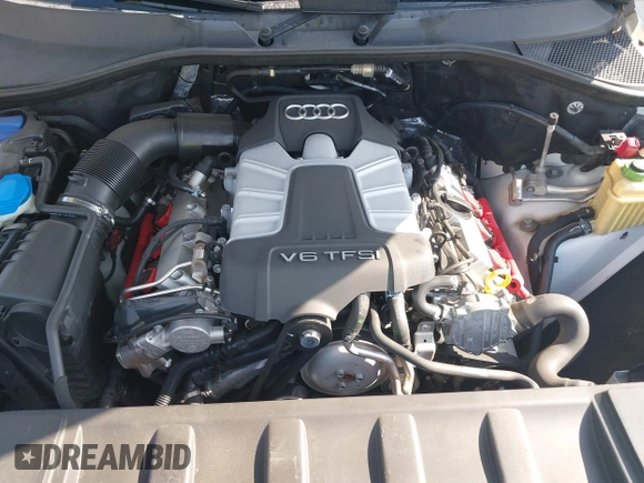 2014 Audi Q7 S line Prestige with VIN WA1DGAFE2ED010013, listed as a IAAI auction lot 42454744 with Not provided miles and . Bid and sale history available at DreamBid. Image 10.