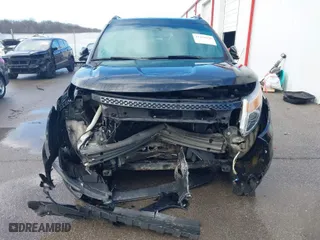 2014 Ford Explorer Limited with VIN 1FM5K8F82EGA63008, listed as a IAAI auction lot 41429938 with 1 mi miles. Bid and sale history available at carsss.com. Image 6.