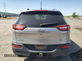2016 Jeep Cherokee Latitude with VIN 1C4PJMCS9GW215870, listed as a Copart auction lot 57992675 with 212,594 mi miles and Salvage title. Bid and sale history available at DreamBid. Image 6.