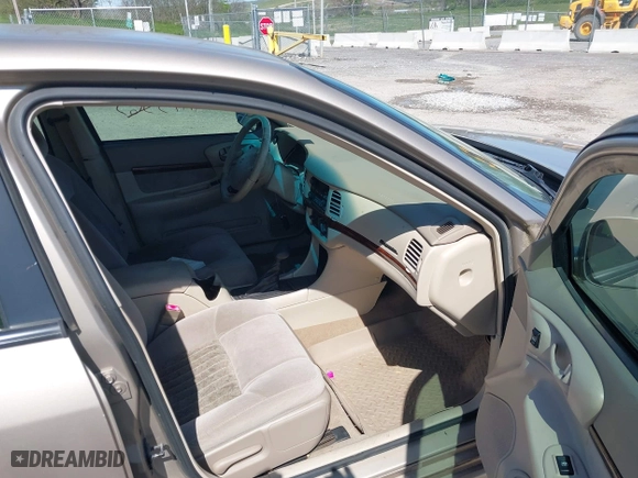 2003 Chevrolet Impala LS with VIN 2G1WH52K339252911, listed as a IAAI auction lot 42045020 with 143,606 mi miles. Bid and sale history available at carsss.com. Image 5.