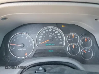 2005 GMC Envoy SLE z VIN 1GKDT13S752390266, wystawiony jako Copart lot #50766935 z przebiegiem 115 225 mil mil oraz Szkoda całkowita • Salvage title. Historia ofert i sprzedaży dostępna na DreamBid. Obrazek 9.