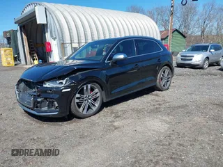 2018 Audi SQ5 Prestige z VIN WA1C4AFY7J2074309, wystawiony jako IAAI lot #41803619 z przebiegiem 66 717 mil mil oraz . Historia ofert i sprzedaży dostępna na DreamBid. Obrazek 2.