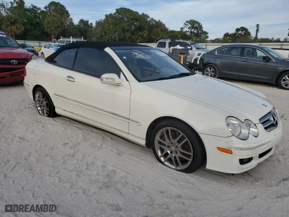 2009 Mercedes-Benz CLK-Class 3.5L with VIN WDBTK56F39T101902, listed as a Copart auction lot 42807775 with 97,404 mi miles and Salvage Title. Bid and sale history available at carsss.com. Image 4.