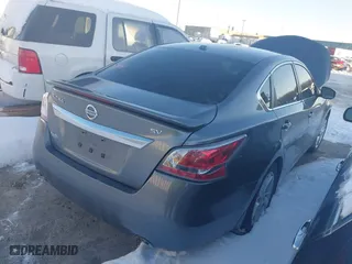 2015 Nissan Altima 2.5 S with VIN 1N4AL3AP5FC292220, listed as a IAAI auction lot 41635850 with 93,652 mi miles. Bid and sale history available at carsss.com. Image 4.