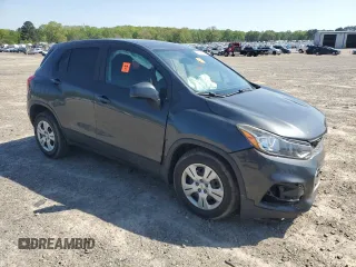 2019 Chevrolet Trax LS with VIN 3GNCJKSB1KL169509, listed as a Copart auction lot 52601765 with 99,114 mi miles and Salvage Title. Bid and sale history available at carsss.com. Image 4.