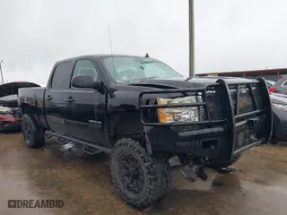 2013 Chevrolet Silverado 2500HD LT with VIN 1GC1KXCG7DF151954, listed as a IAAI auction lot 41909133 with 189,939 mi miles. Bid and sale history available at carsss.com. Image 1.