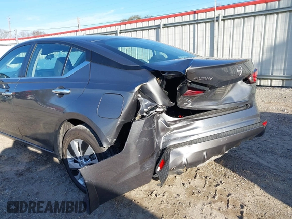 2024 Nissan Altima S with VIN 1N4BL4BV8RN338316, listed as a IAAI auction lot 41631110 with 20,431 mi miles and . Bid and sale history available at carsss.com. Image 6.