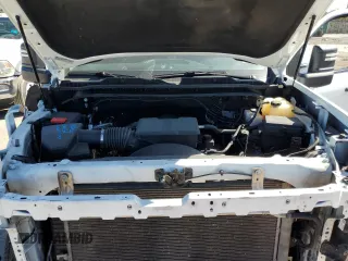 2022 Chevrolet Silverado 3500HD Work Truck with VIN 1GC4YSE78NF343400, listed as a Copart auction lot 76583984 with 111,224 mi miles and Salvage Title. Bid and sale history available at carsss.com. Image 11.