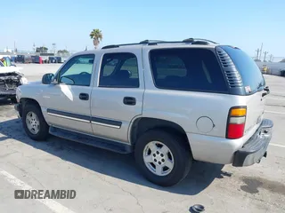 2004 Chevrolet Tahoe LS with VIN 1GNEC13T44R208111, listed as a IAAI auction lot 42189452 with 207,736 mi miles and . Bid and sale history available at DreamBid. Image 3.
