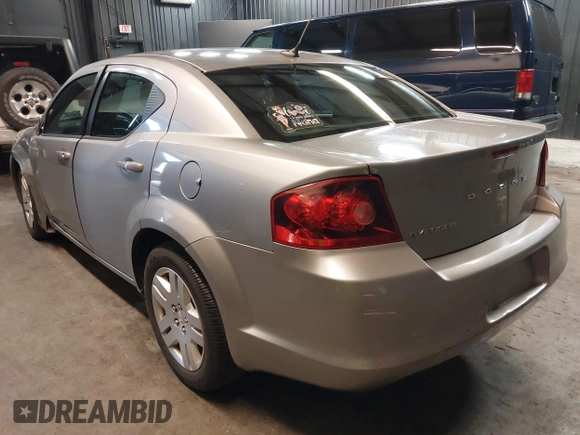 2014 Dodge Avenger SE with VIN 1C3CDZAB5EN228953, listed as a IAAI auction lot 41898027 with 33,731 mi miles. Bid and sale history available at carsss.com. Image 3.