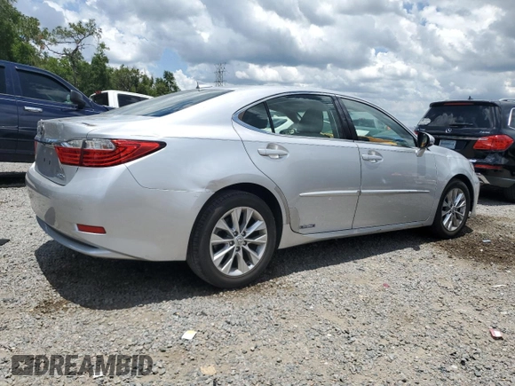 2014 Lexus ES 300h z VIN JTHBW1GG2E2039067, wystawiony jako Copart lot #60288275 z przebiegiem 104 268 mil mil oraz Czysty tytuł • Clean title. Historia ofert i sprzedaży dostępna na DreamBid. Obrazek 3.