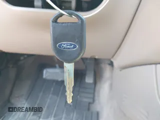 2002 Ford Explorer Eddie Bauer с VIN 1FMZU64W12ZA40059, выставлен на аукционе IAAI как лот 42449518 с пробегом Не указан миль и . История ставок и продаж доступна на DreamBid. Изображение 11.