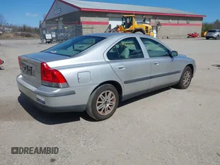 2004 Volvo S60 с VIN YV1RS61T242361425, выставлен на аукционе IAAI как лот 41987136 с пробегом 221 533 миль миль и . История ставок и продаж доступна на DreamBid. Изображение 4.