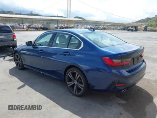 2021 BMW 3 Series 330i with VIN 3MW5R1J08M8B68283, listed as a IAAI auction lot 41531787 with 31,060 mi miles. Bid and sale history available at carsss.com. Image 3.