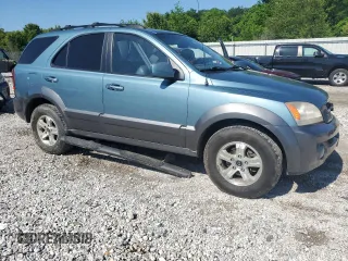 2003 Kia Sorento LX with VIN KNDJC733235055552, listed as a Copart auction lot 56196055 with 109,995 mi miles and Salvage title. Bid and sale history available at DreamBid. Image 4.