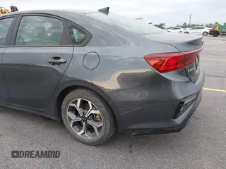 2021 Kia Forte FE with VIN 3KPF24AD1ME346570, listed as a IAAI auction lot 42216437 with 114,770 mi miles and . Bid and sale history available at carsss.com. Image 20.