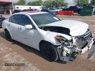 2011 Honda Accord EX-L z VIN 1HGCP3F88BA027517, wystawiony jako IAAI lot #42365332 z przebiegiem 168 362 mil mil oraz . Historia ofert i sprzedaży dostępna na DreamBid. Obrazek 1.