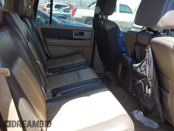 2007 Ford Expedition Eddie Bauer с VIN 1FMFU18577LA46949, выставлен на аукционе IAAI как лот 42408110 с пробегом 233 516 миль миль и . История ставок и продаж доступна на DreamBid. Изображение 8.