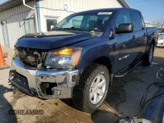 2012 Nissan Titan SV z VIN 1N6AA0EJ3CN324177, wystawiony jako Copart lot #49888305 z przebiegiem 142 870 mil mil oraz Szkoda całkowita • Salvage title. Historia ofert i sprzedaży dostępna na DreamBid. Obrazek 1.