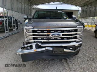 2024 Ford F-250 XL z VIN 1FT8W2BT7RED61911, wystawiony jako Copart lot #52727725 z przebiegiem 32 150 mil mil oraz Szkoda całkowita • Salvage title. Historia ofert i sprzedaży dostępna na DreamBid. Obrazek 5.