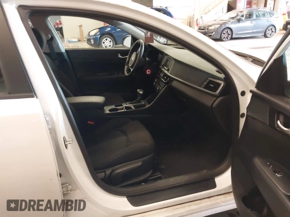 2016 Kia Optima LX with VIN 5XXGT4L31GG046321, listed as a IAAI auction lot 41847730 with 88,439 mi miles. Bid and sale history available at carsss.com. Image 5.